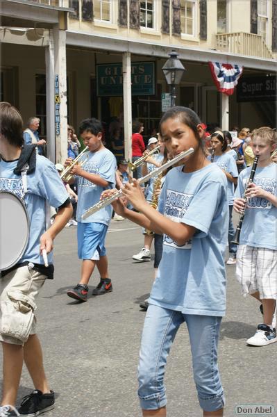 SacJazz08_parade-045b - for personal use only