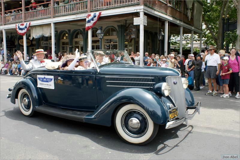 SacJazz08_parade-060c - for personal use only