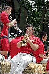 SacJazz08_parade-065c.jpg